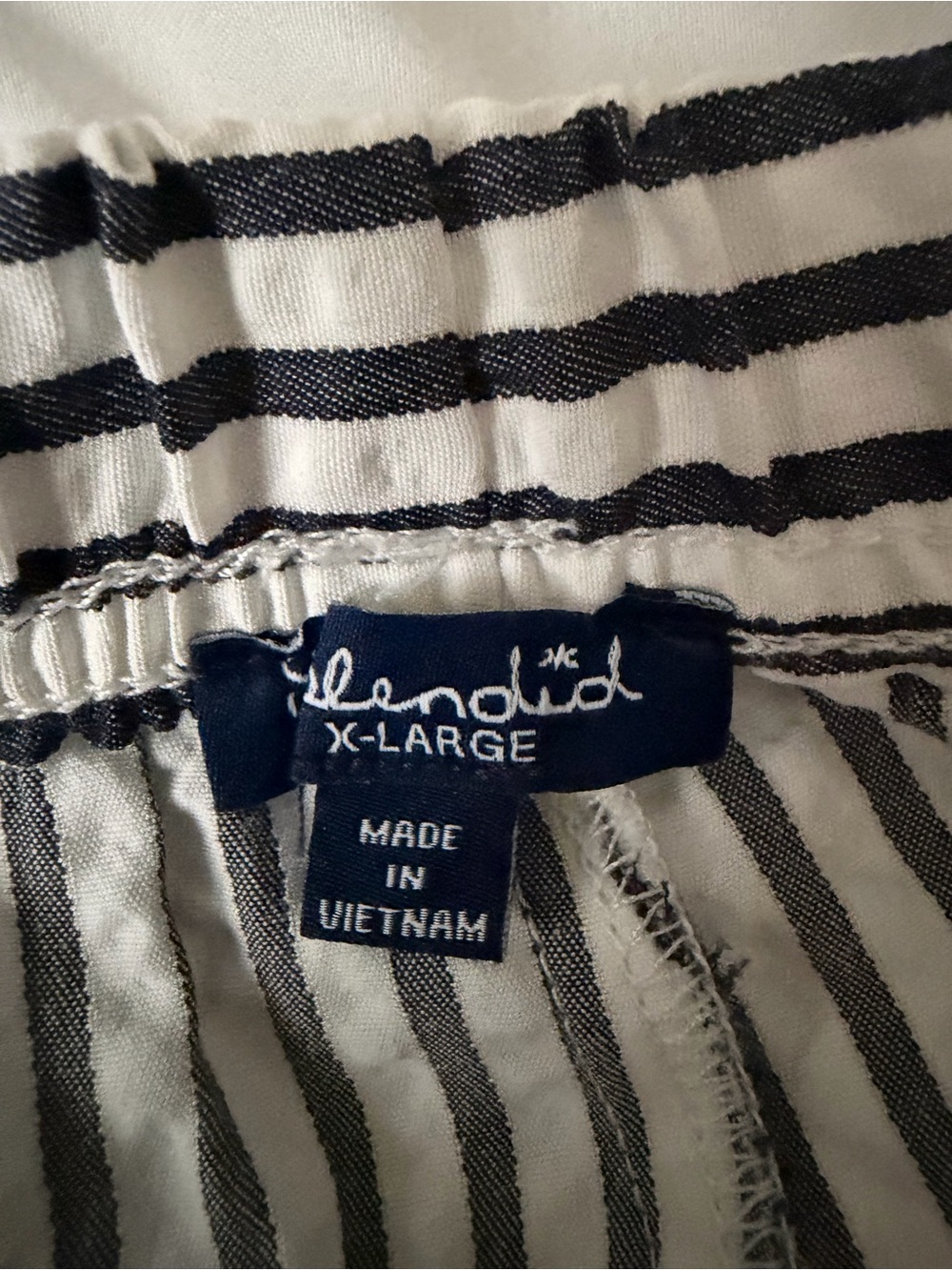 Men's Black and White Striped Wide-Leg Pants - Picture 2 of 2